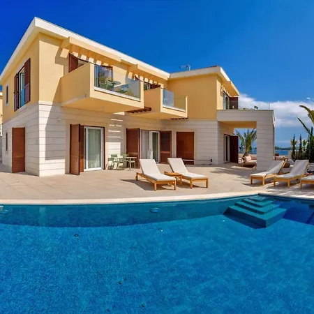 빌라 Luxury Hvar Deluxe Palace 2 With Pool At The 흐바르
