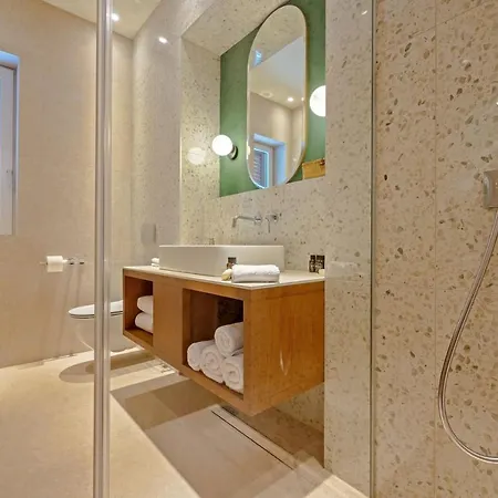 Vila Luxury Hvar Deluxe Palace 2 With Pool At The *