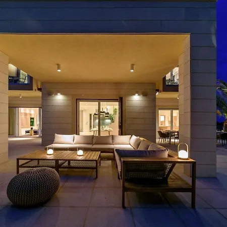 Villa Luxury Hvar Deluxe Palace 2 With Pool At The Hvar Town