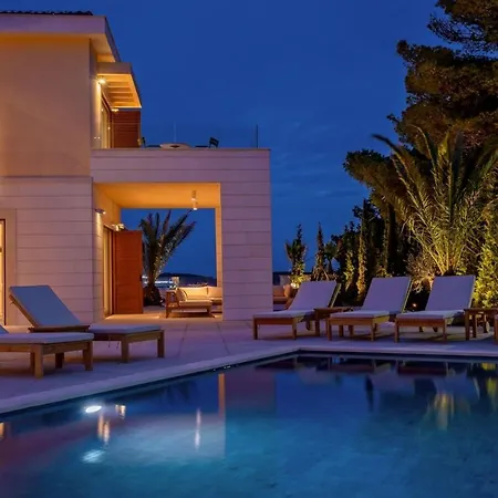Luxury Hvar Deluxe Palace 2 With Pool At The Vila *
