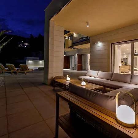 Luxury Hvar Deluxe Palace 2 With Pool At The Vila