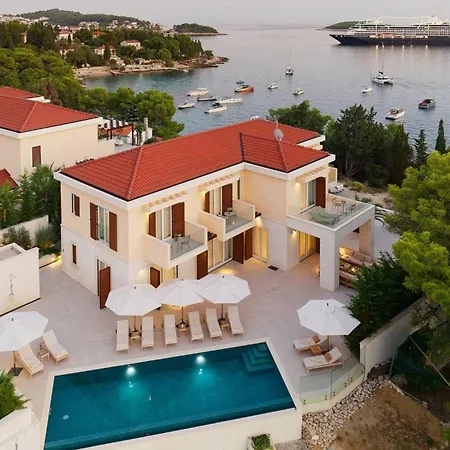 Luxury Hvar Deluxe Palace 2 With Pool Near And Hvar Town